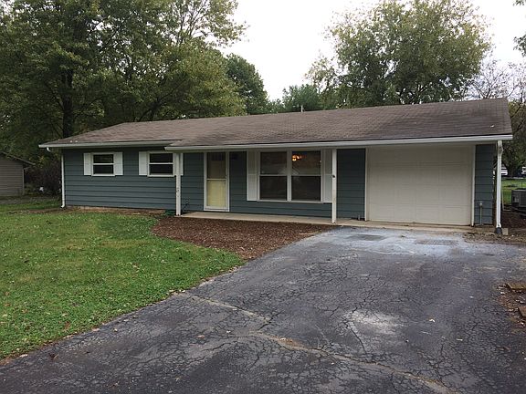 4th image of 118 Waterman Dr W