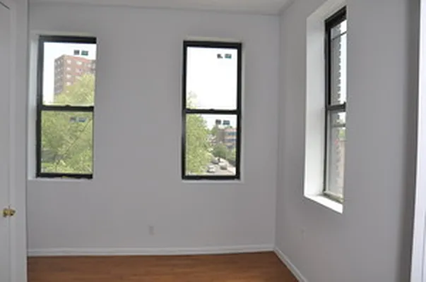 Rented by Lang Realty LLC | media 14