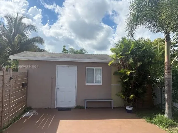 30328 SW 158th Pl #2, Homestead, FL 33033