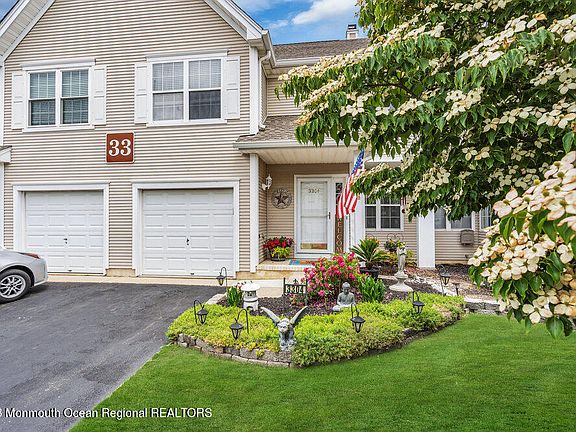 3rd image of 3304 Equestrian Way