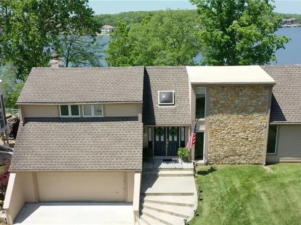 460 N Winnebago Dr, Lake Winnebago, MO 64034