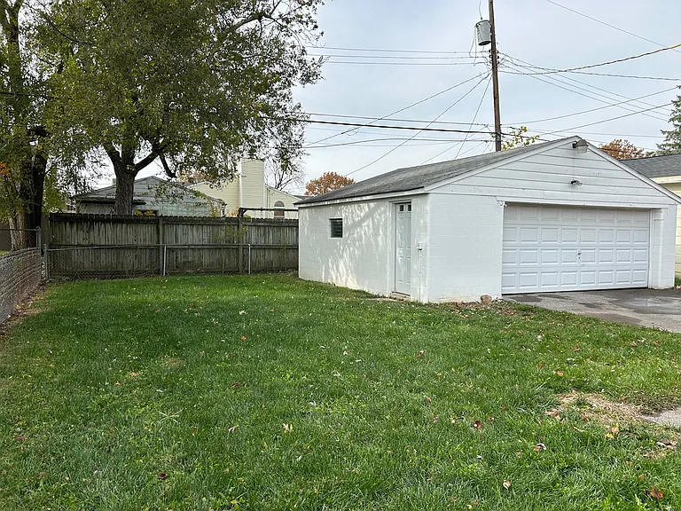 4283 Beechgrove Dr — Photo 15