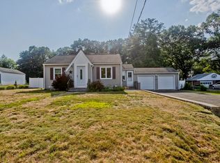 132 Old Lyman Rd, Chicopee, MA 01020