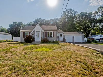 132 Old Lyman Rd, Chicopee, MA, 01020