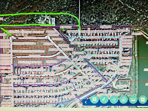 2nd image of 1818 Livadero Ln