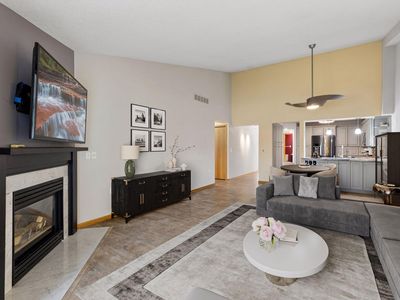 6827 Benton Way, Inver Grove Heights, MN, 55068
