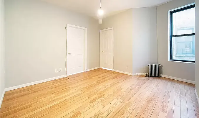 Rented by REAL New York | media 11