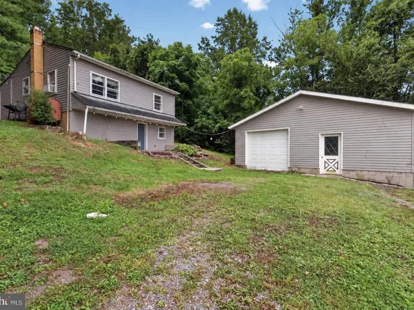 5164 State Route 147, Dalmatia, PA 17017