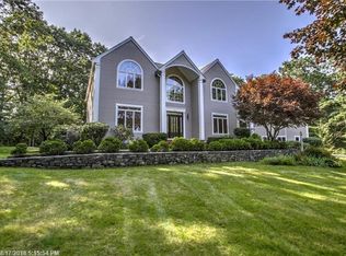 44 Stapleford Dr, Falmouth, ME 04105