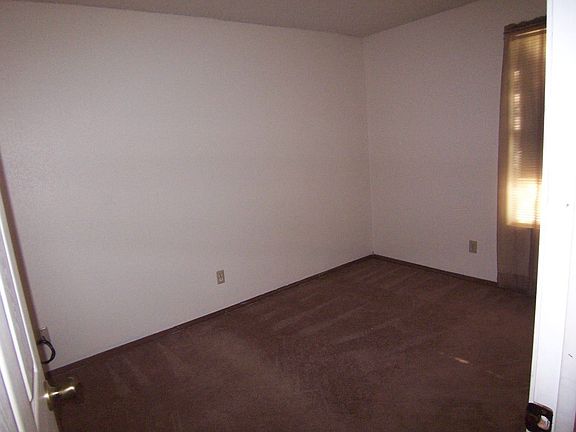 3rd image of 3108 N 1st Ln