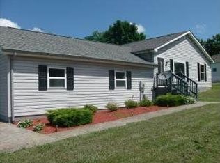 6043 Jordantown Rd, Vinton, VA 24179