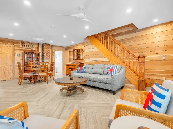 17 Church St, Sea Bright, NJ 07760