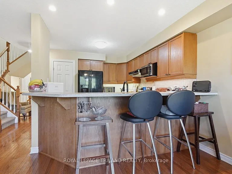 600 Hyde Park Rd #127 — Photo 12