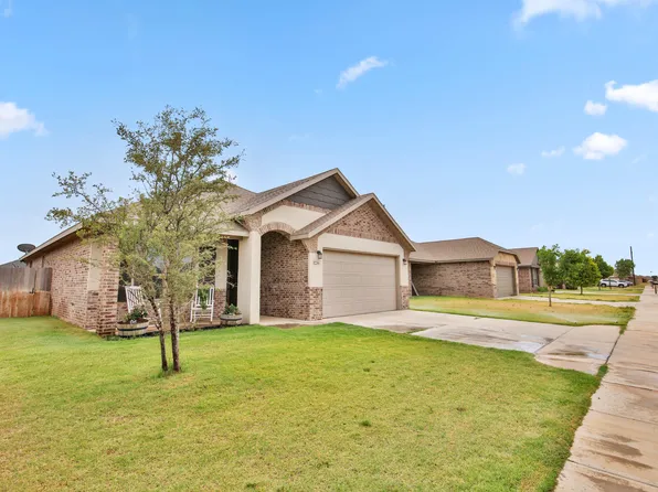 5239 Marshall St, Lubbock, TX 79416