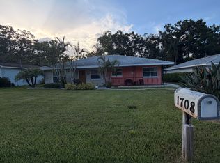 1708 E Crawford Cir, Tampa, FL 33610