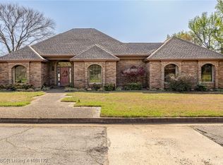 71 Riviera Dr, Booneville, AR 72927