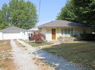 11953 N Division Rd, Fountaintown, IN 46130