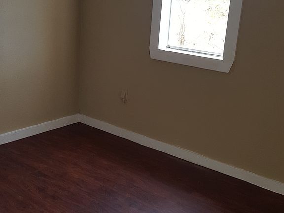 3rd image of 2630 Arbor Pl