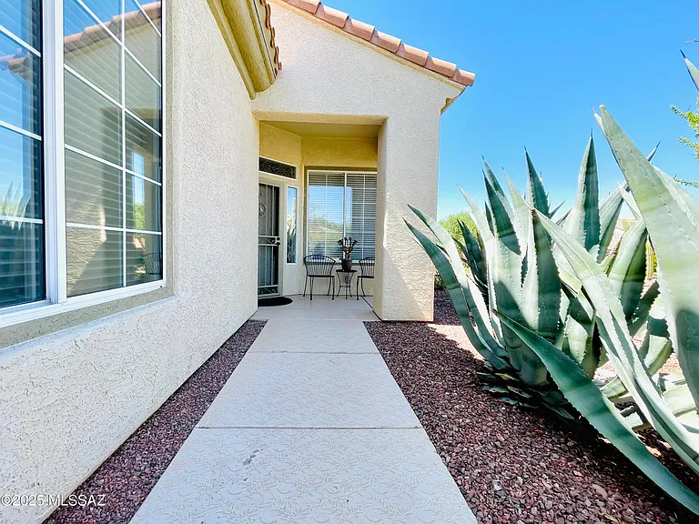 13045 N Burrobush Loop — Photo 3