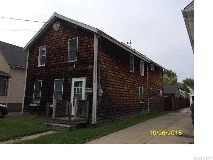 2nd image of 448 Broad St