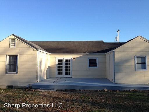 2nd image of 1513 Maxwell Rd