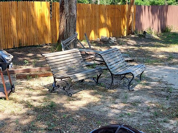 3rd image of 5133 Thatcher Ave APT C