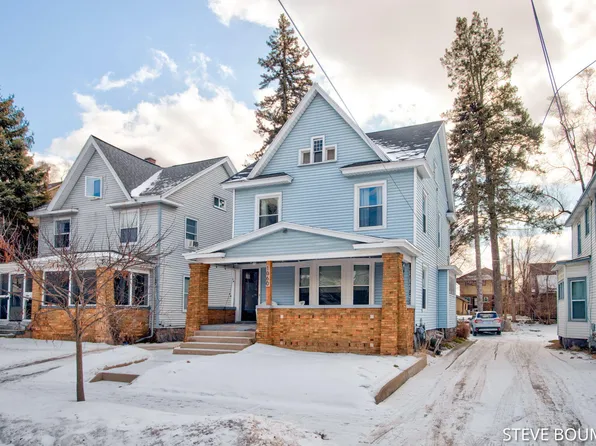 1060 Bates St SE, Grand Rapids, MI 49506