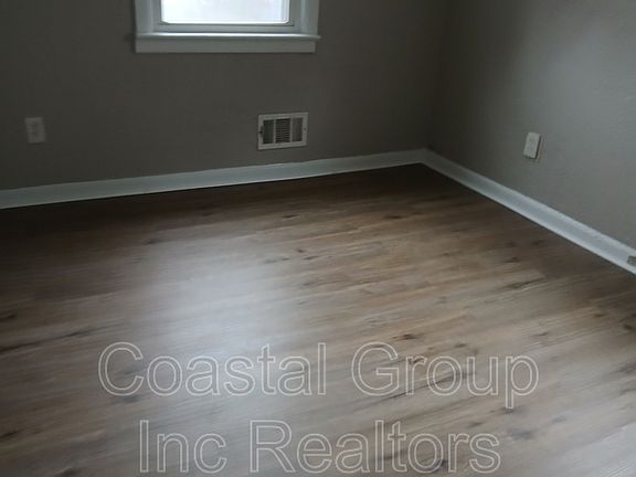 4th image of 1551 Spruce St #A