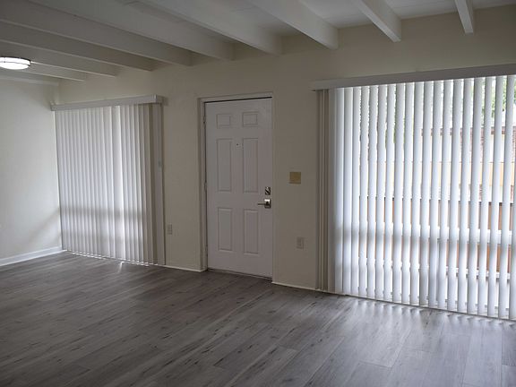 Living / Dining Room from hallway door.
