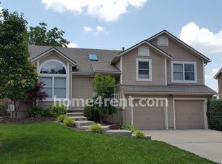 6209 W 155th St, Overland Park, KS 66223