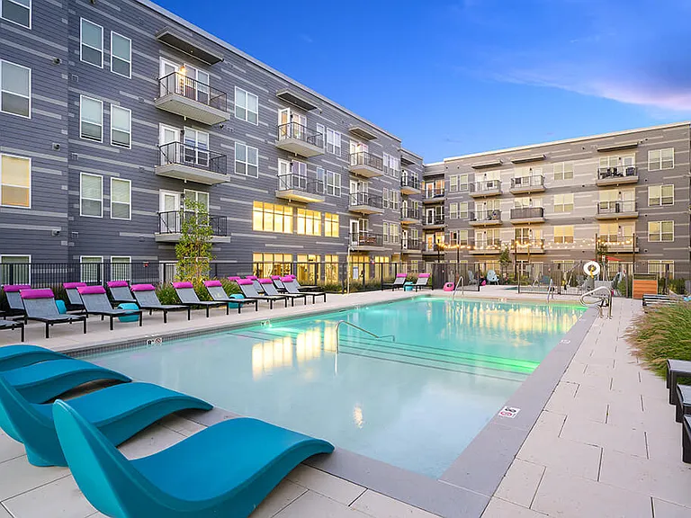 V2 Apartments — Photo 16