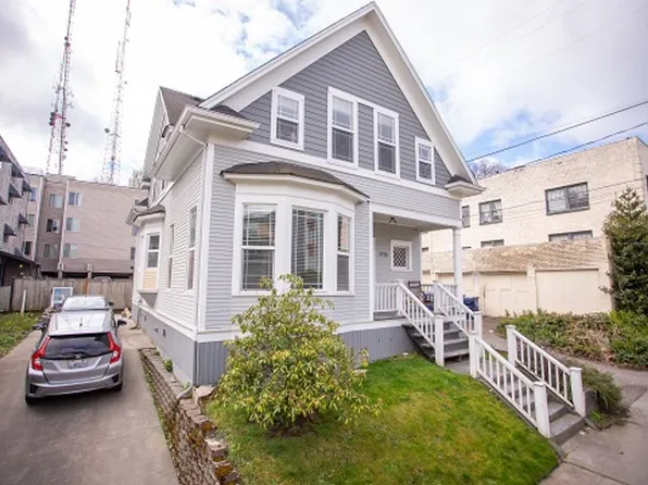 1715, 1715 E Howell St #1, Seattle, WA 98122