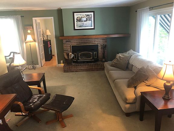 2nd image of 400 Losey Blvd N