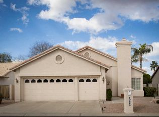 10624 E Halley Dr, Sun Lakes, AZ 85248