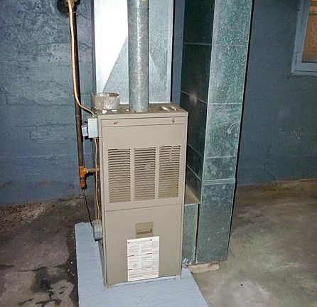 4th image of 2813 Brentwood Ave