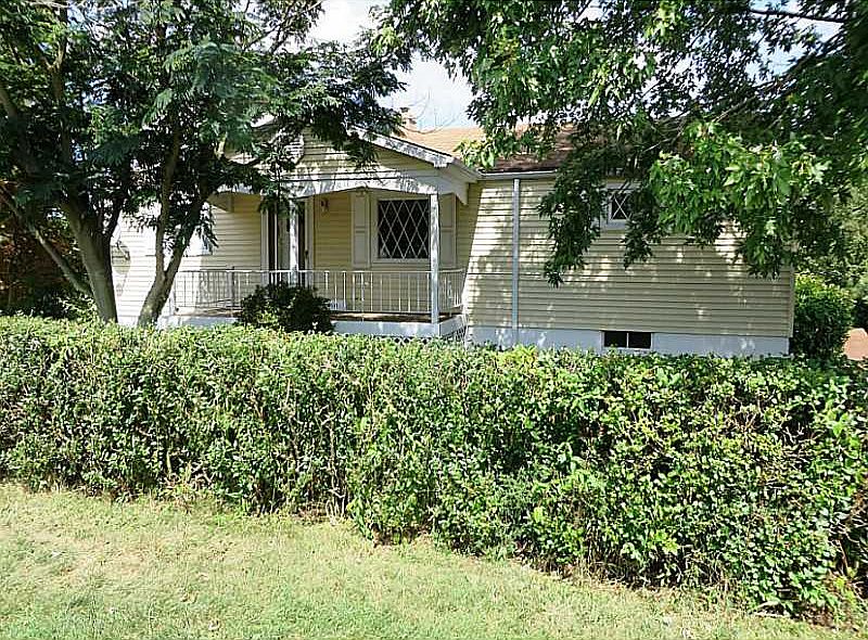 1st image of 11381 Joseph St
