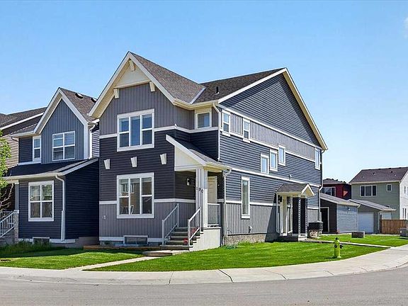4th image of 190 Cornerstone Cres NE