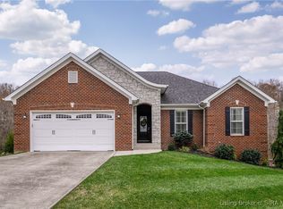 1000 Charlet Ridge Dr, Floyds Knobs, IN 47119