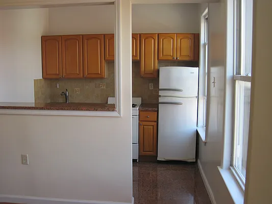 Rented by TAG Real Estate | media 8