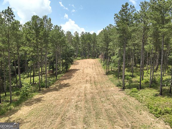 2nd image of 360 Happy Hollow Rd