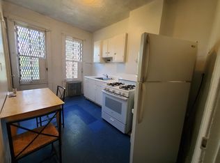3015 42nd St APT 3, Astoria, NY 11103