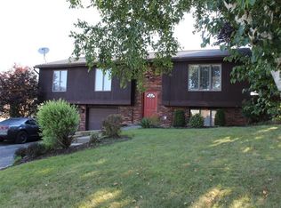 22 Brushy Ridge Ct, Pittsburgh, PA 15239