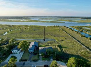 720 E Erie Ave, Folly Beach, SC 29439