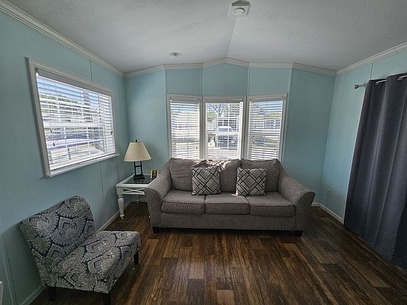 3rd image of 7125 Fruitville Rd #371