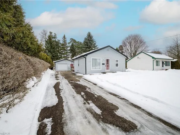 27 North Court St S, Norwich, ON N0J 1P0