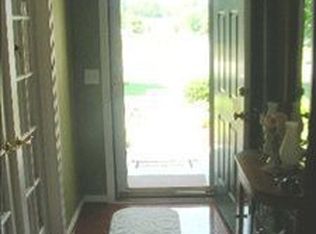 211 Tripmont Ct, Simpsonville, SC 29680