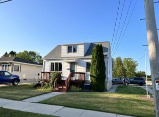 2033 24th St, Two Rivers, WI 54241