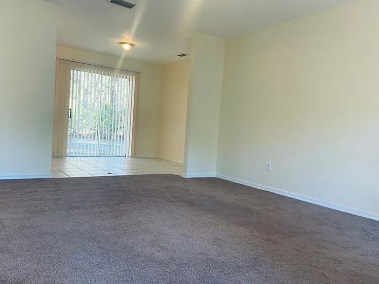 8489 N Sue Marie Point — Photo 4