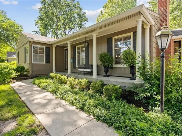 1215 W 69th Ter, Kansas City, MO 64113