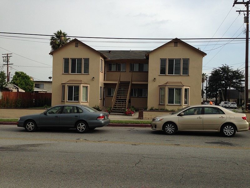 1st image of 700 E Broadway